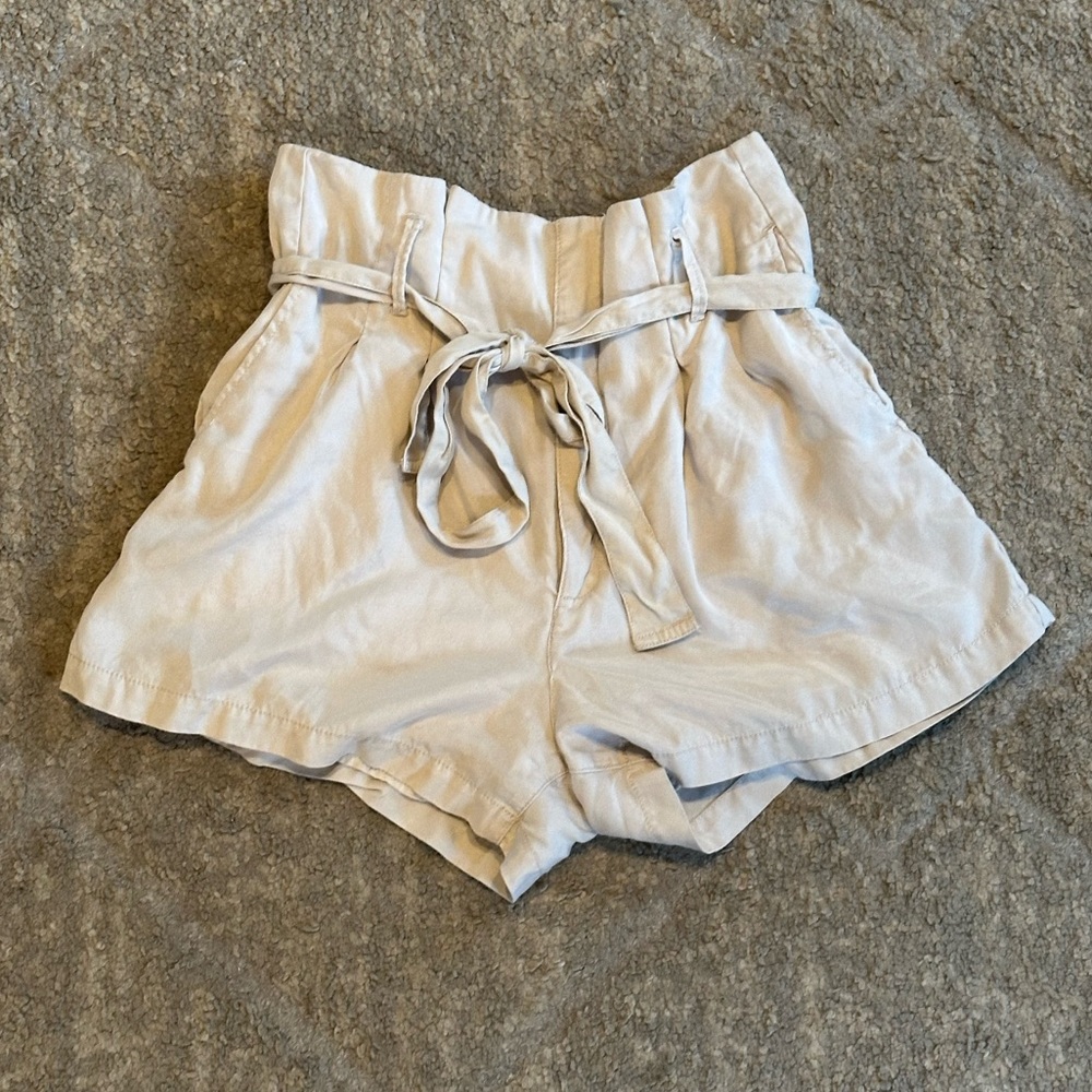 Abercrombie beige dress shorts